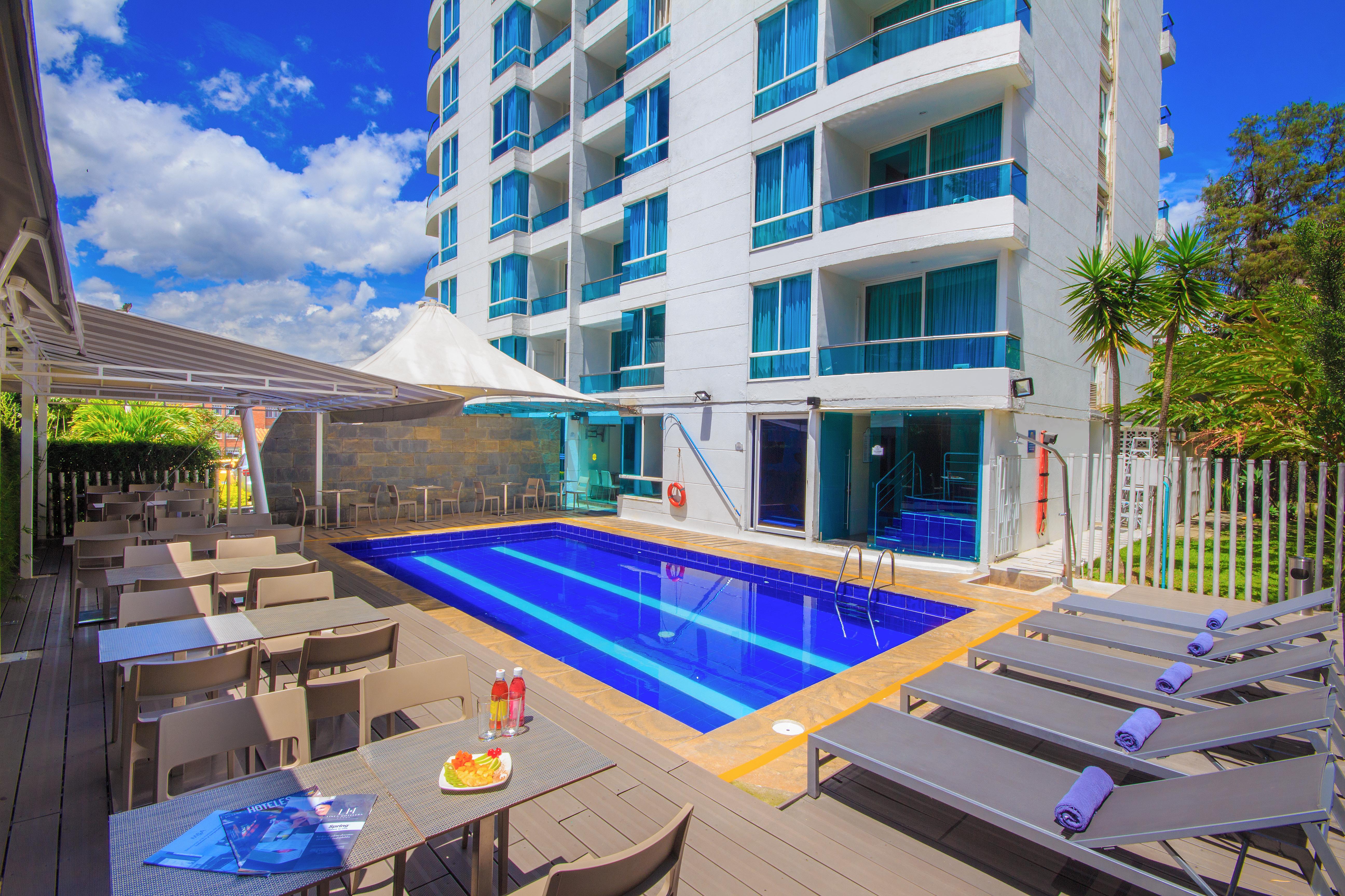 The Morgana Poblado Suites Hotel メデジン エクステリア 写真