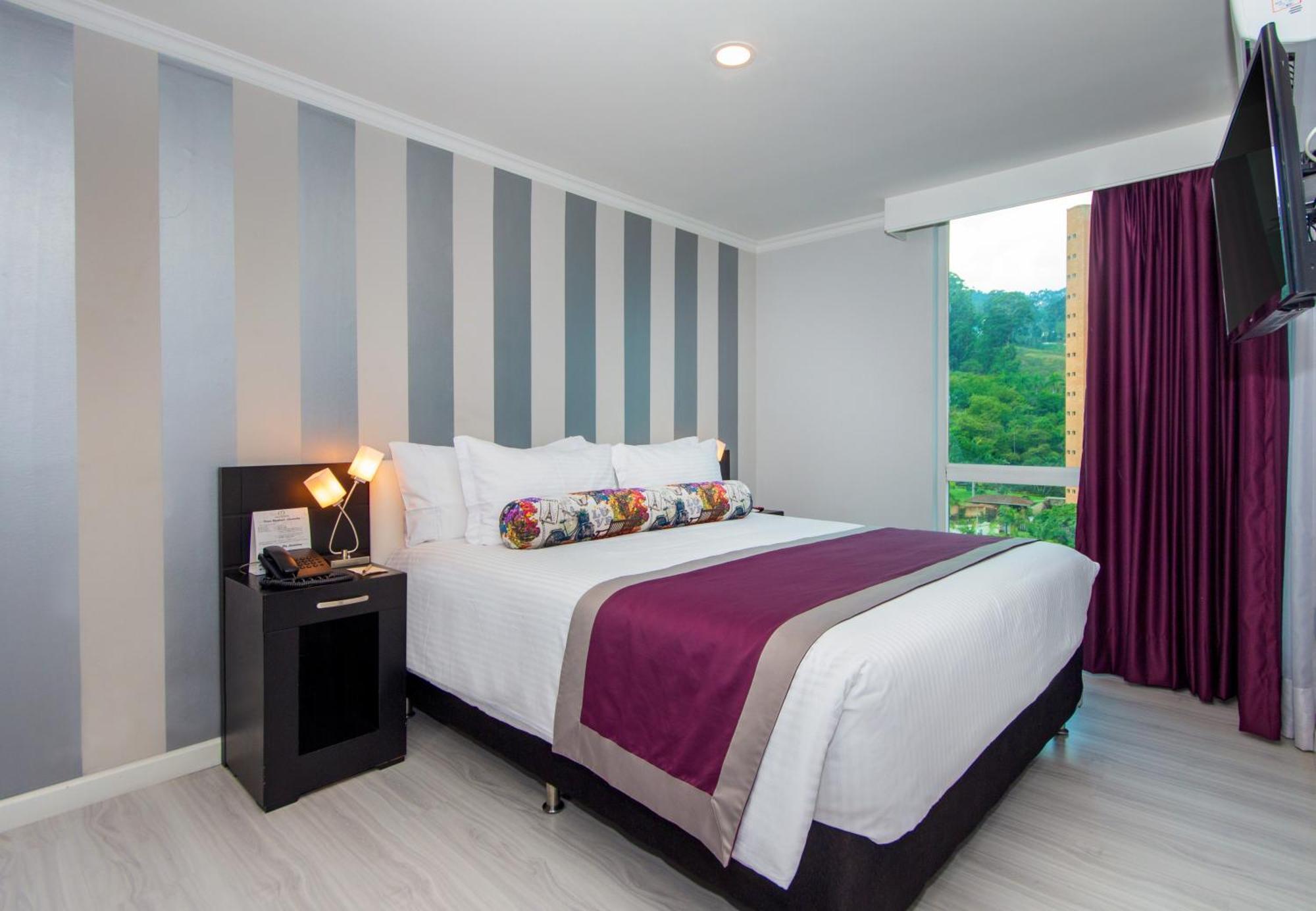 The Morgana Poblado Suites Hotel メデジン 部屋 写真